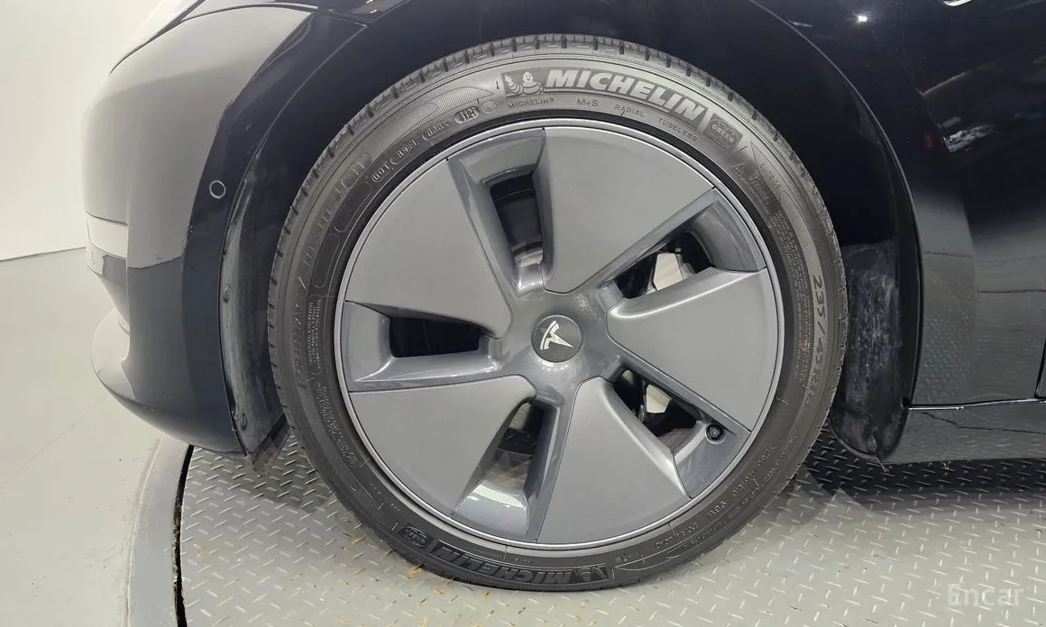 Tesla Model 3 2017 Long Range