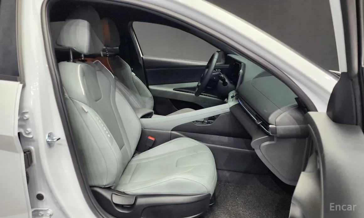 Hyundai Avante 2023 1.6 LPi