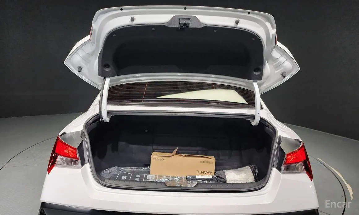 Hyundai Avante 2023 1.6 LPi