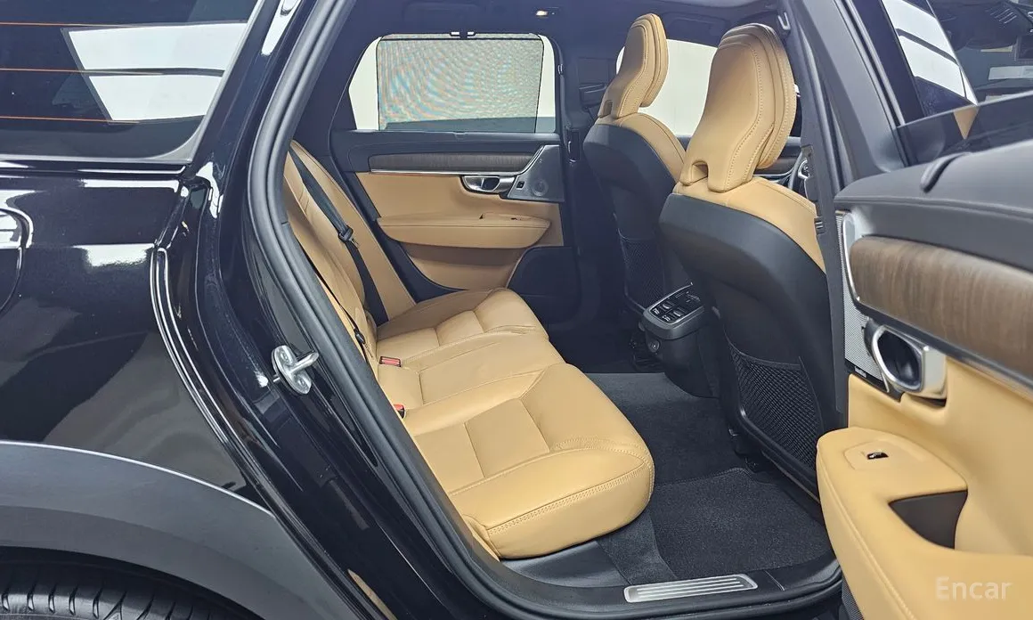 Volvo V90 2017 B5 Ultimate AWD