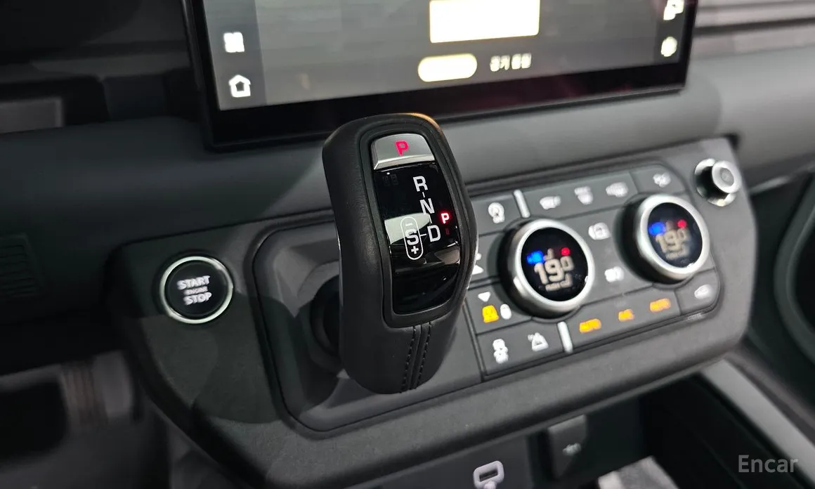 Land Rover Defender 2020 130 P400 X-Dynamic HSE