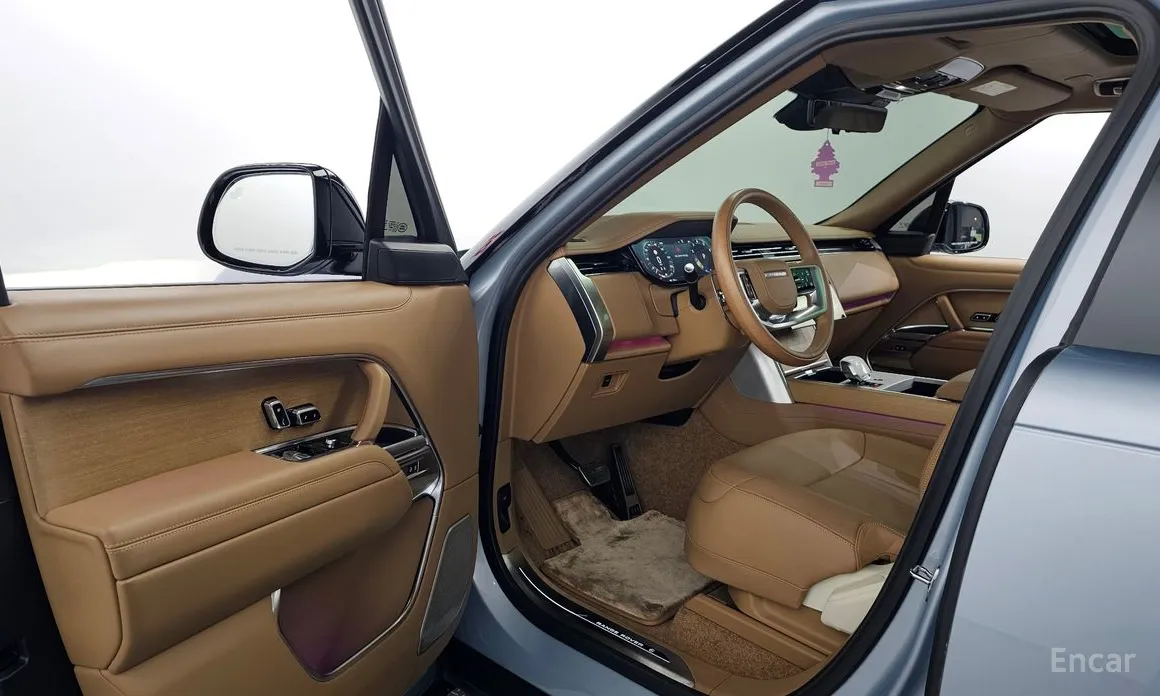 Land Rover Range Rover 2022 P615 SV LWB
