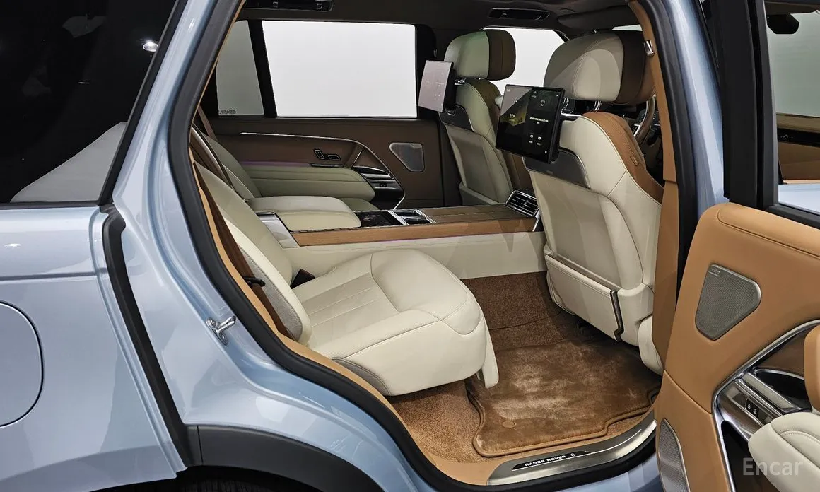 Land Rover Range Rover 2022 P615 SV LWB