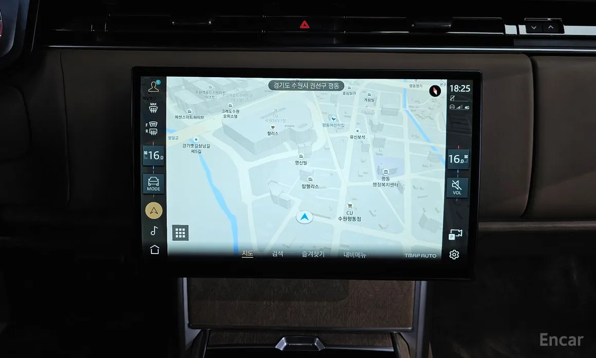 Land Rover Range Rover 2022 P615 SV LWB