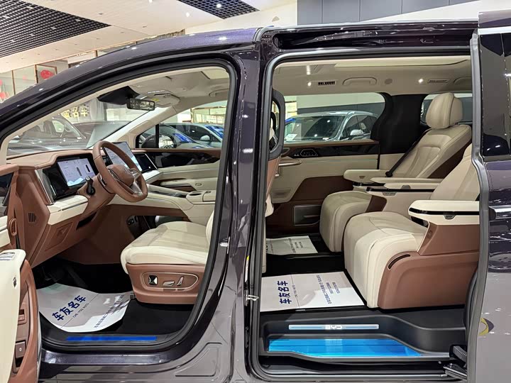 BYD Xia 2025 2025款 DM-i 1.5T 180km 卓越型