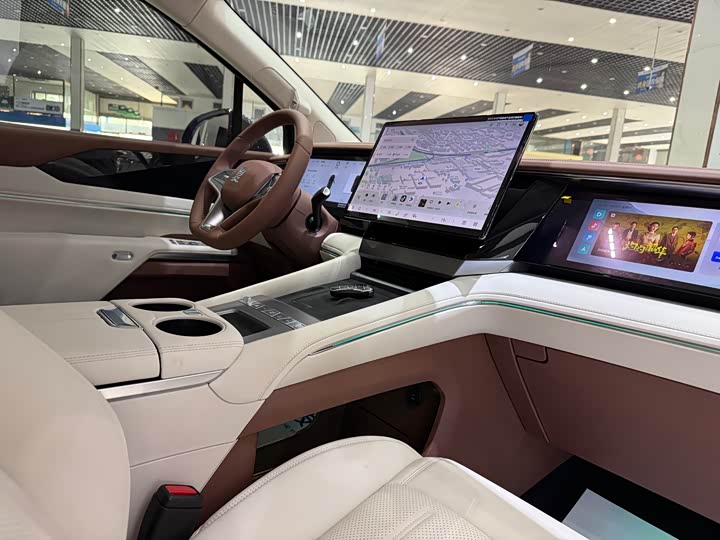 BYD Xia 2025 2025款 DM-i 1.5T 180km 卓越型