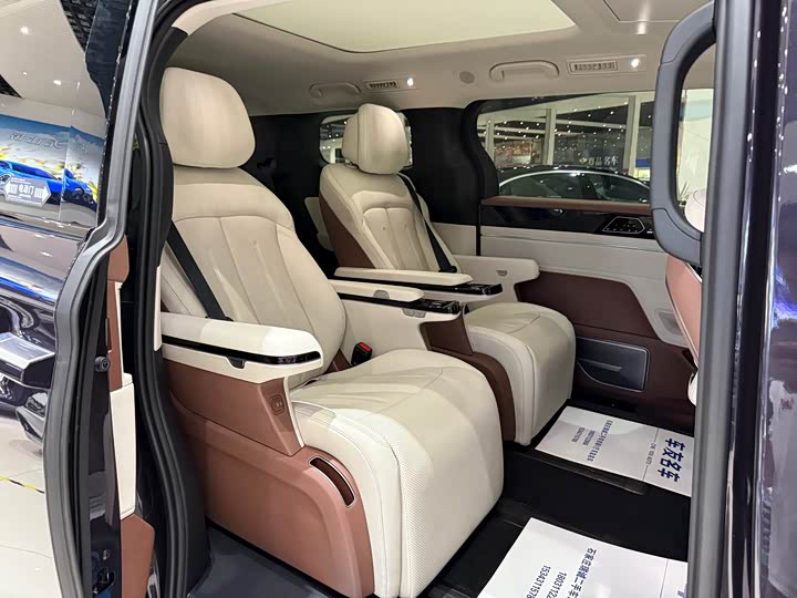 BYD Xia 2025 2025款 DM-i 1.5T 180km 卓越型