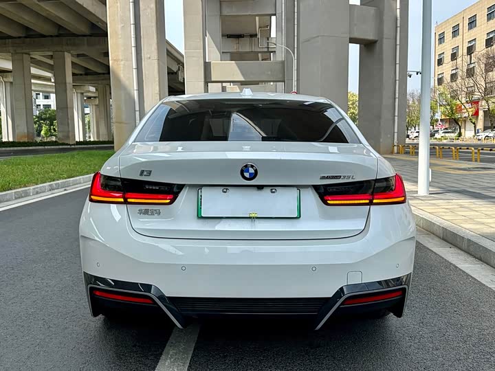 BMW i3 2025 2025款 eDrive 35 L