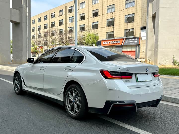 BMW i3 2025 2025款 eDrive 35 L