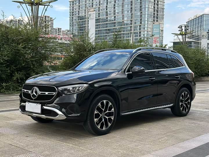 Mercedes-Benz GLC-Class 2025 2025款 GLC 260 L 4MATIC 动感型