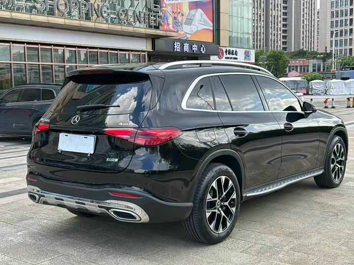 Mercedes-Benz GLC-Class 2025 2025款 GLC 260 L 4MATIC 动感型