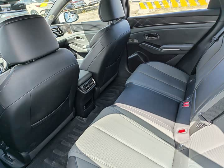 BYD Qin L 2025 2025款 DM-i 智驾版 120KM超越型