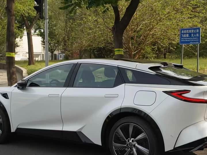 Toyota bZ5 2025 2025款 550 PRO智行版