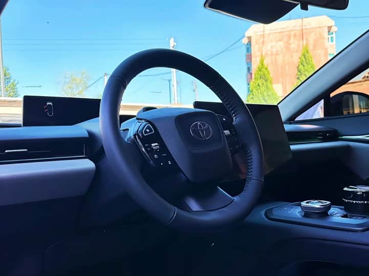 Toyota bZ5 2025 2025款 550 PRO智行版