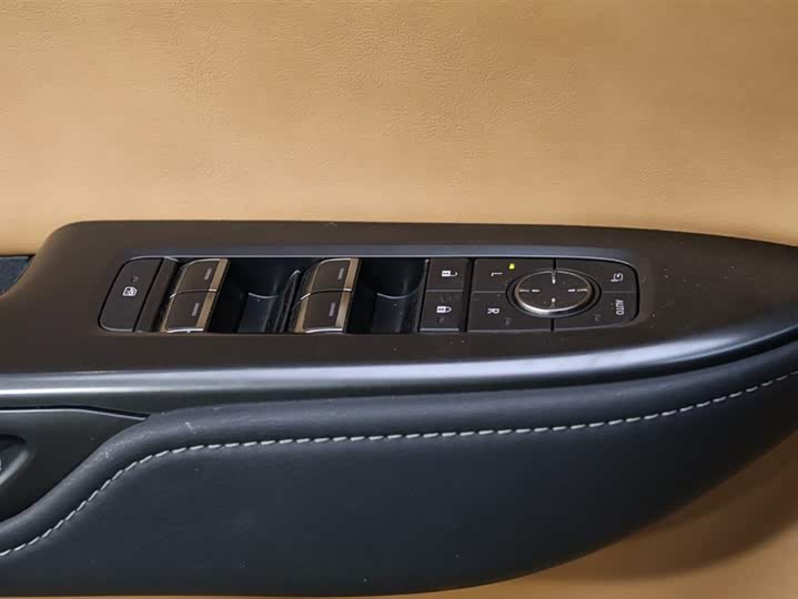 Lexus RZ 2023 2023款 450e 四驱纵享版