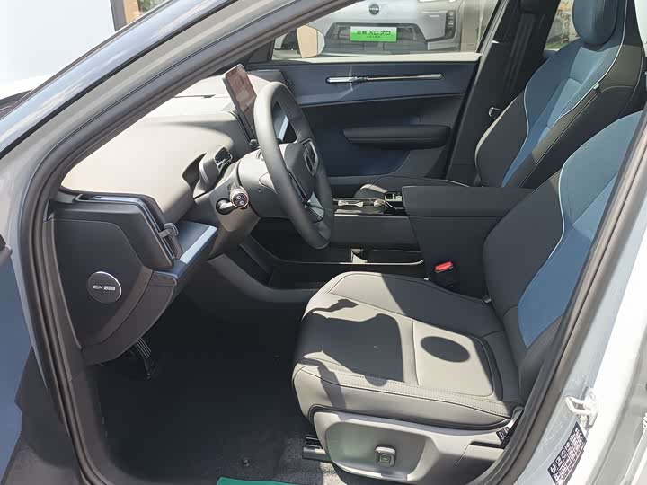 Volvo EX30 2025 2025款 后驱长续航版 Plus