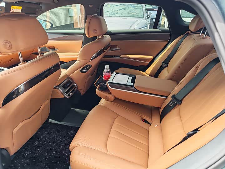 BYD Han L 2025 2025款 DM-p 四驱激光雷达旗舰型