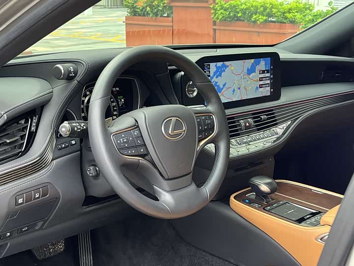 Lexus LS 2021 2021款 500h 卓越版