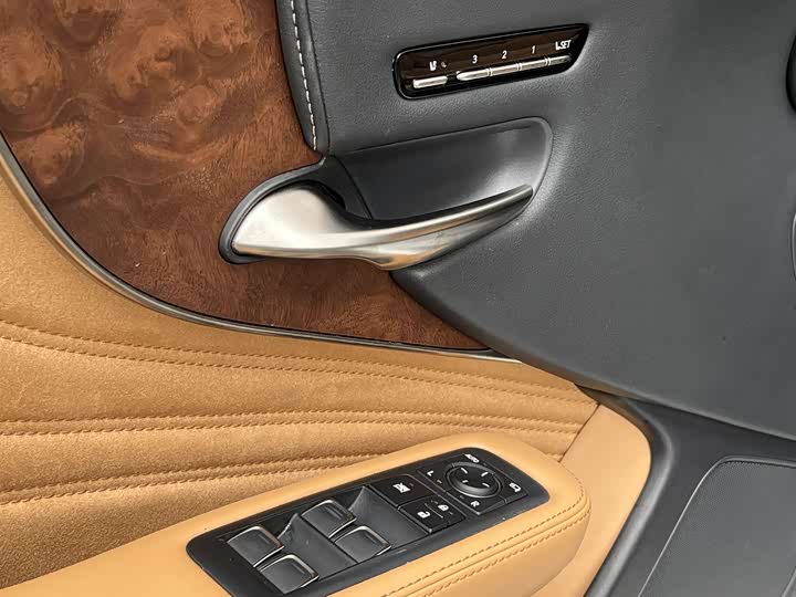 Lexus LS 2021 2021款 500h 卓越版