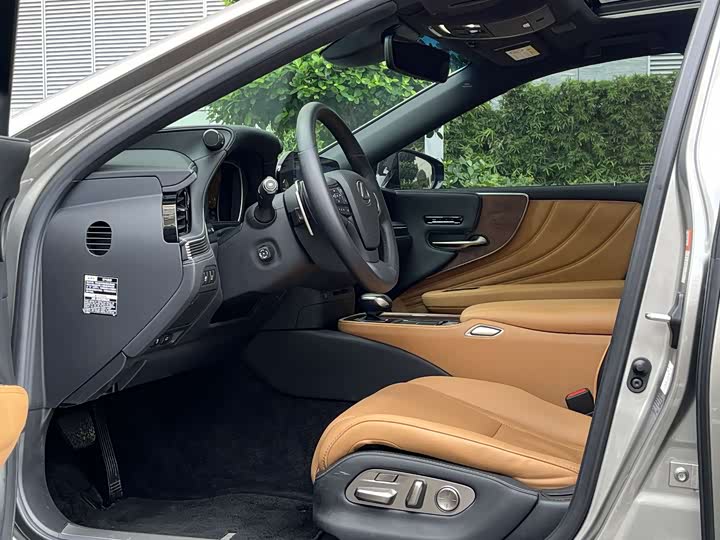 Lexus LS 2021 2021款 500h 卓越版