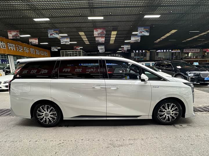 GAC Trumpchi E9 2024 2024款 E9 尊享版