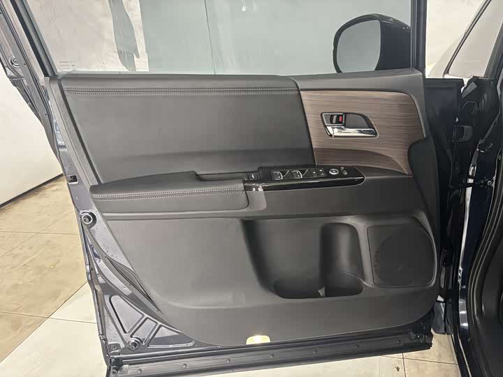 Honda Odyssey 2024 2024款 2.0L e:HEV 锐·耀享版