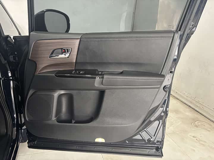 Honda Odyssey 2024 2024款 2.0L e:HEV 锐·耀享版