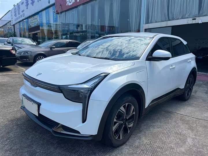 Hozon U 2023 2023款 哪吒U-Ⅱ 400 U秀版 三元锂