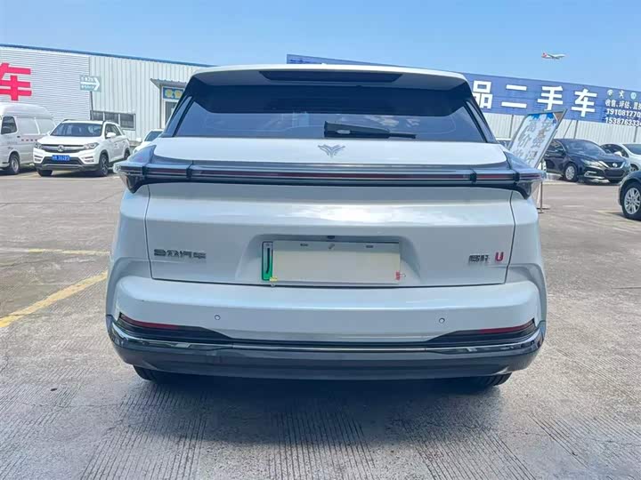 Hozon U 2023 2023款 哪吒U-Ⅱ 400 U秀版 三元锂