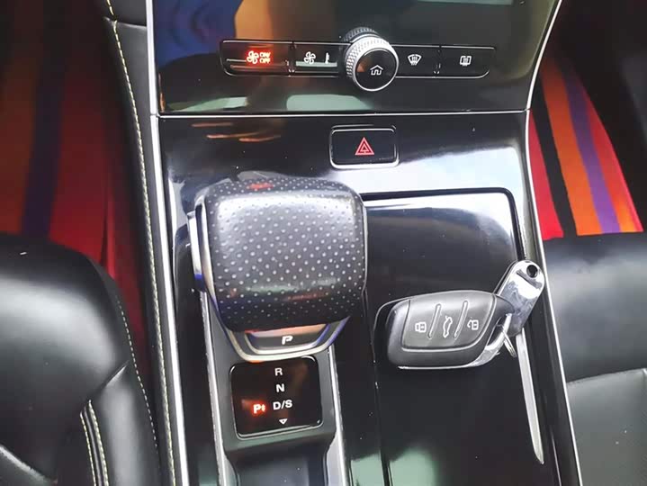 Roewe i6 Max 2020 2020款 300TGI 自动爽酷版