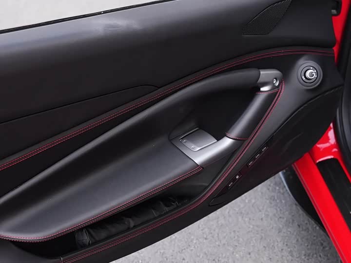 Ferrari F8 2020 2020款 Spider 3.9T V8