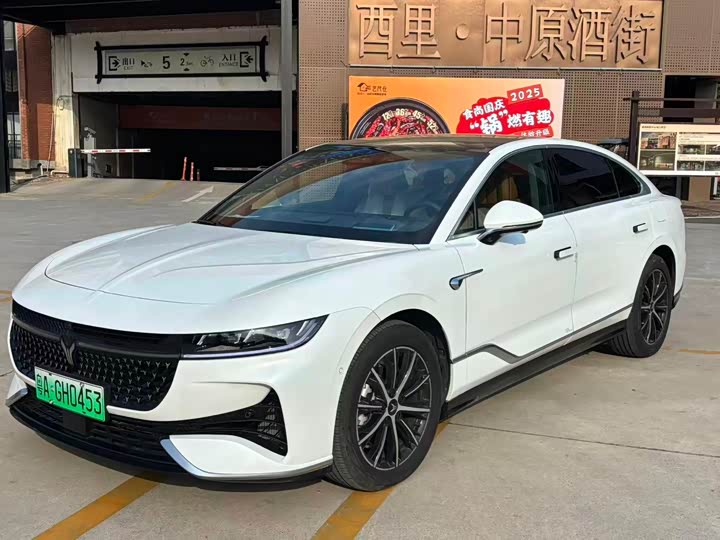 Voyah Passion 2024 2024款 PHEV 四驱超长续航行政版