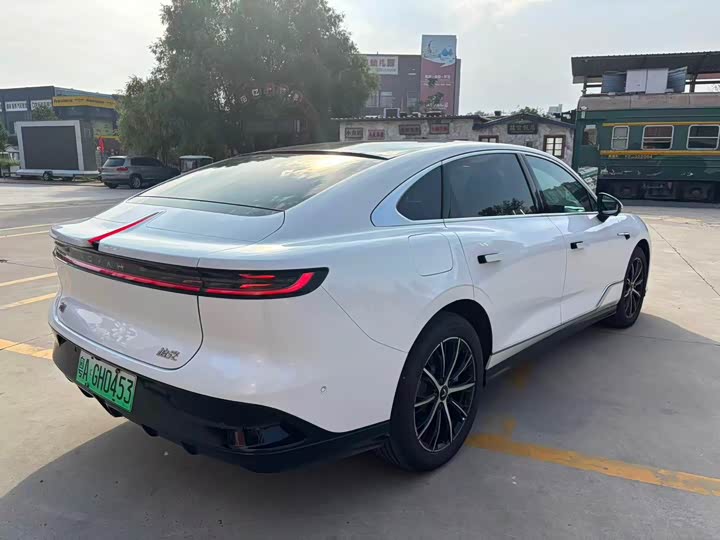 Voyah Passion 2024 2024款 PHEV 四驱超长续航行政版