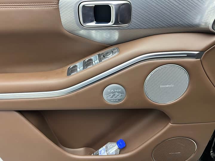 Tank 700 Hybrid 2024 2024款 Hi4-T 极境版