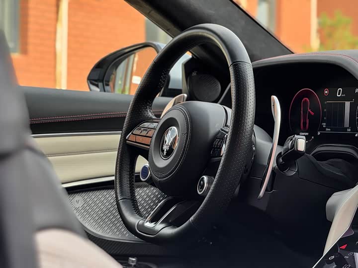 Maserati GranTurismo 2023 2023款 3.0T Trofeo