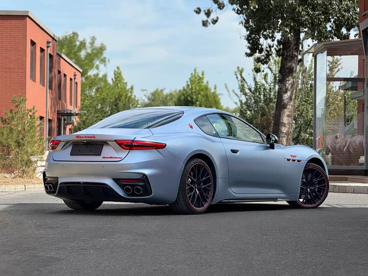 Maserati GranTurismo 2023 2023款 3.0T Trofeo