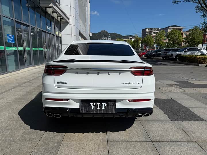 Geely Preface 2025 2025款 东方曜 1.5TD 昆仑版