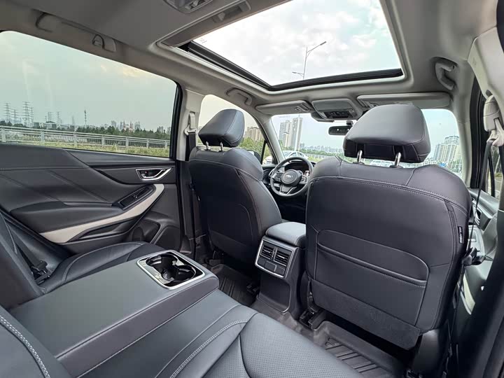 Subaru Forester 2024 2024款 2.5i AWD 尊贵版EyeSight