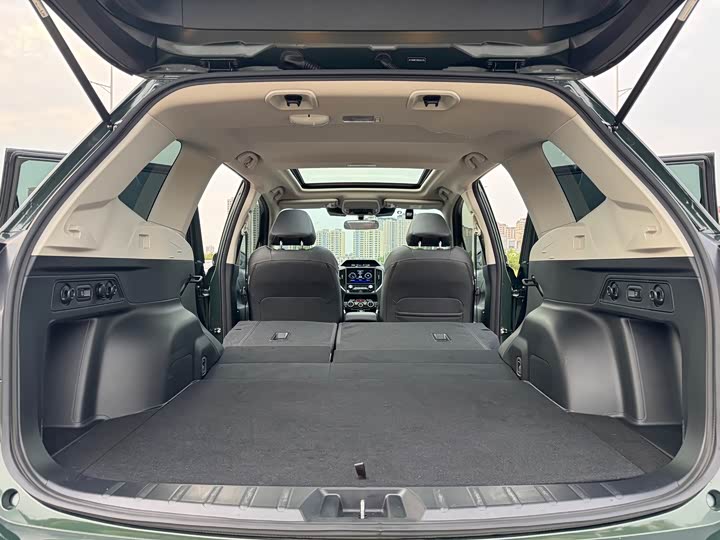 Subaru Forester 2024 2024款 2.5i AWD 尊贵版EyeSight