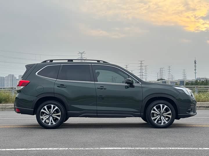 Subaru Forester 2024 2024款 2.5i AWD 尊贵版EyeSight