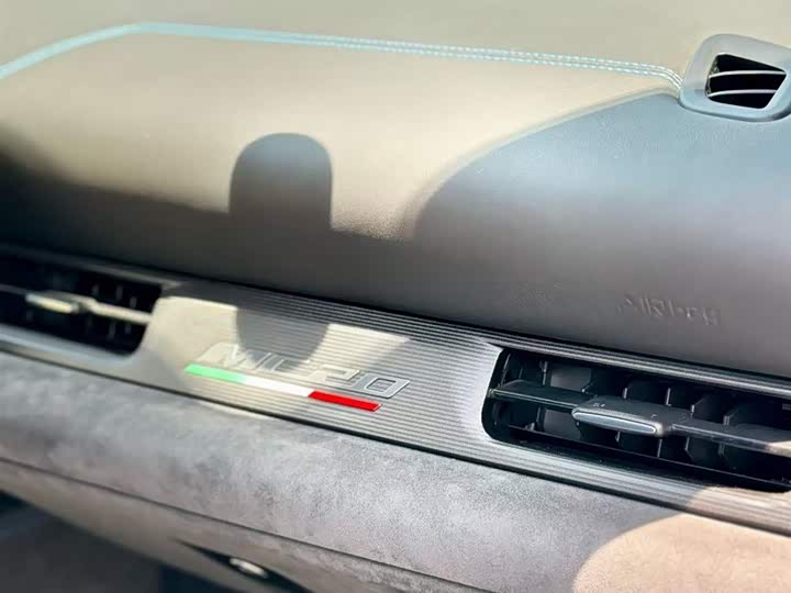 Maserati MC20 2020 2020款 3.0T 标准版