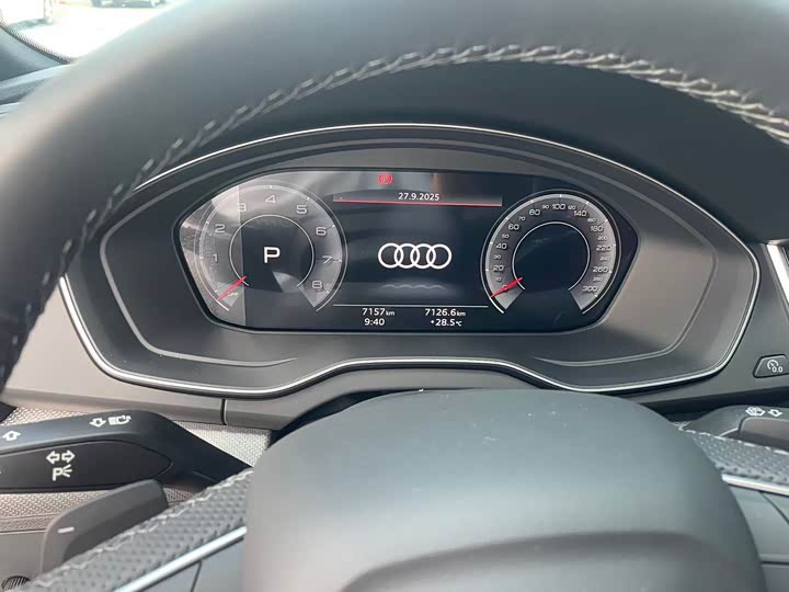 Audi Q5L 2025 2025款 45 TFSI 豪华动感型