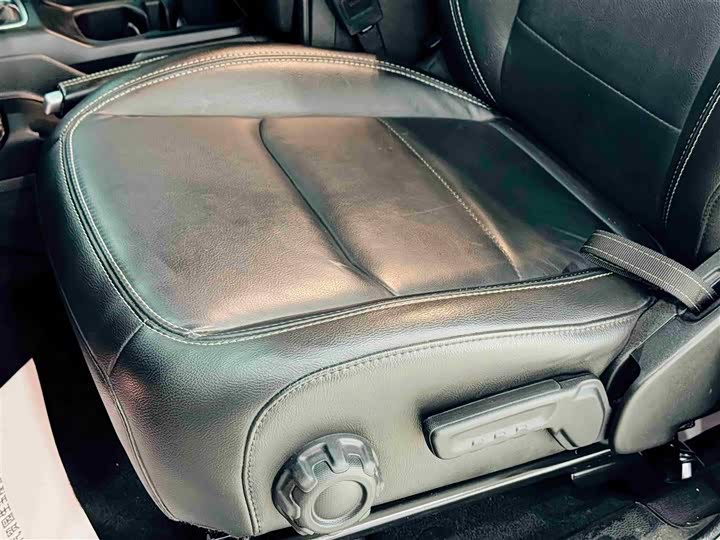 Jeep Gladiator 2023 2023款 3.6L Overland