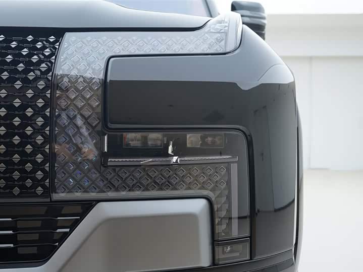 BYD Yangwang U8 2023 2023款 豪华版