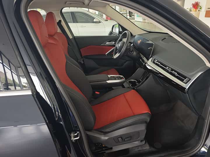 BMW X1 2024 2024款 sDrive25Li X设计套装