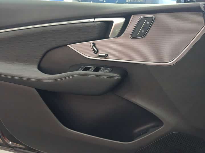 Buick LaCrosse 2024 2024款 28T 越尊版