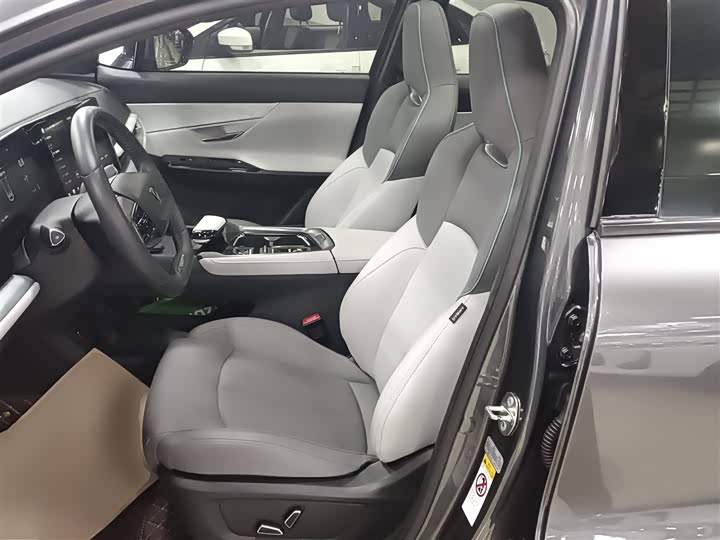 Changan UNI-T 2023 2023款 第二代 1.5T 尊贵型