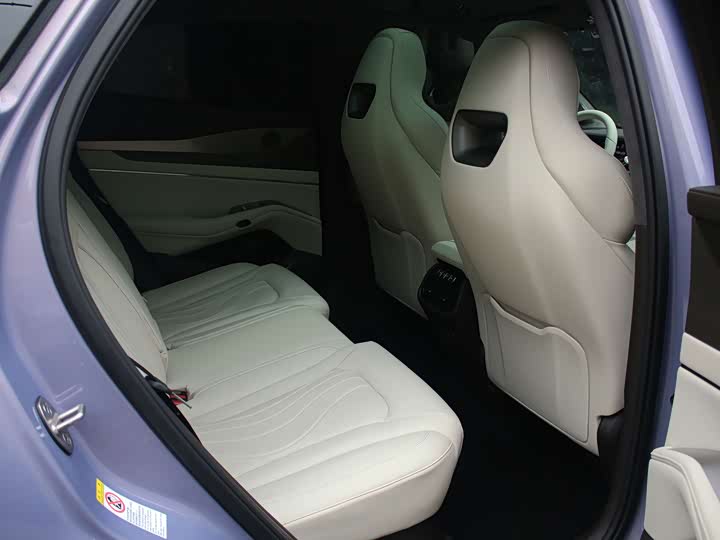 Denza N7 2025 2025款 702 智驾双激光尊荣版