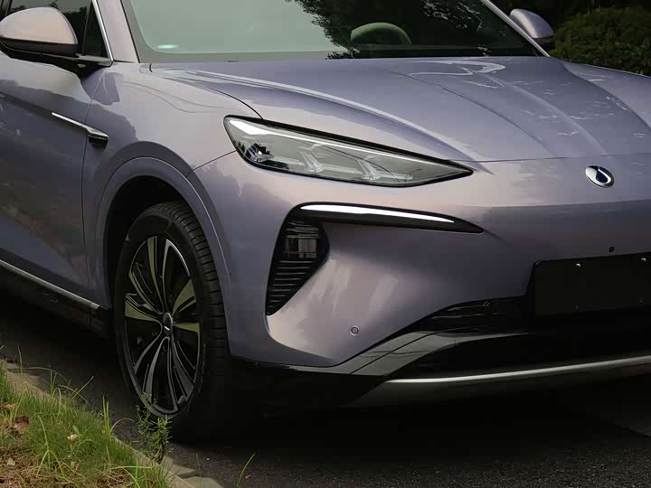 Denza N7 2025 2025款 702 智驾双激光尊荣版