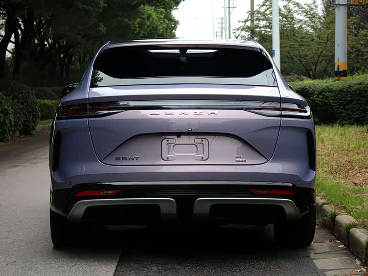 Denza N7 2025 2025款 702 智驾双激光尊荣版